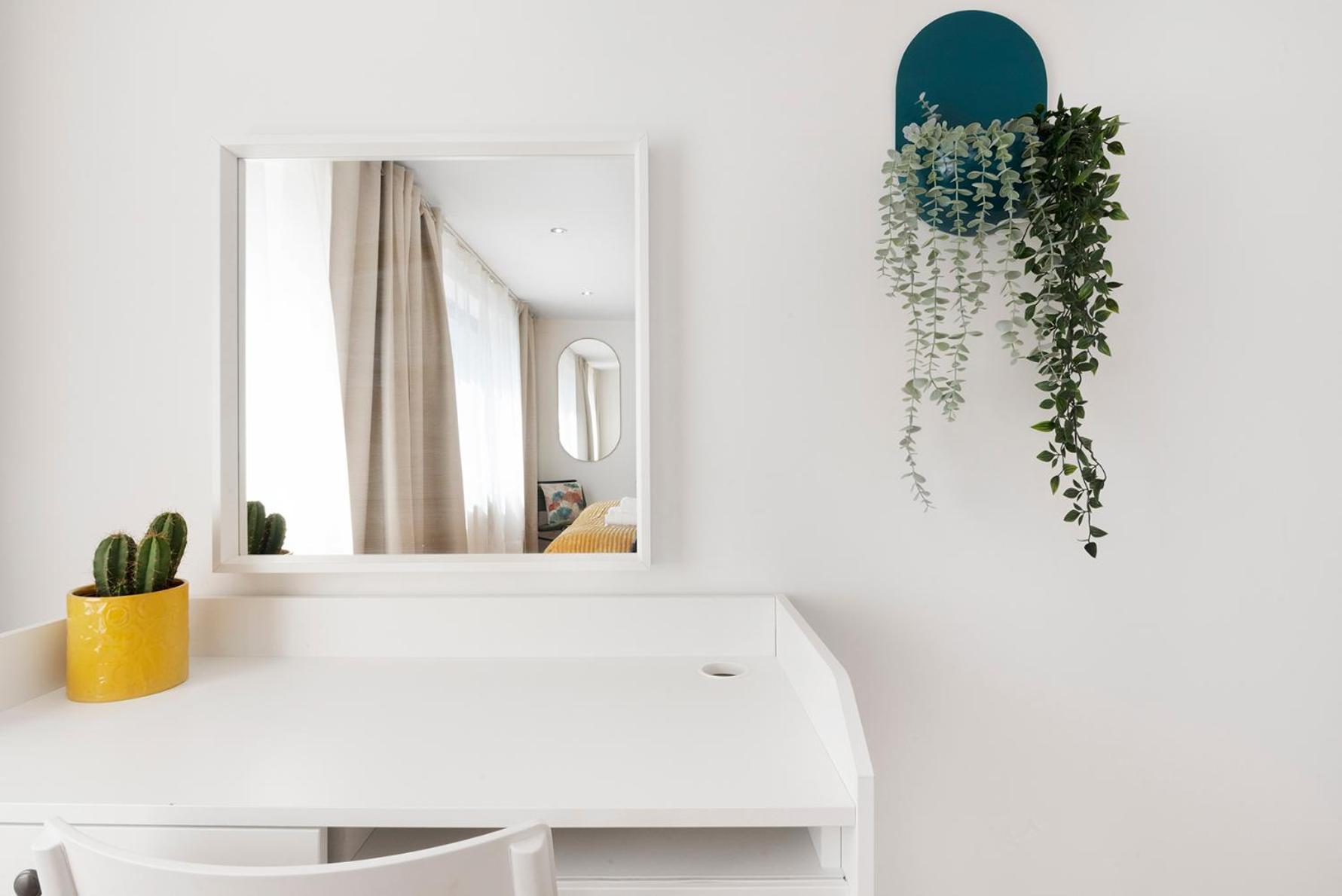 לונדון Hermitage Road Apartment By Morethanstays מראה חיצוני תמונה