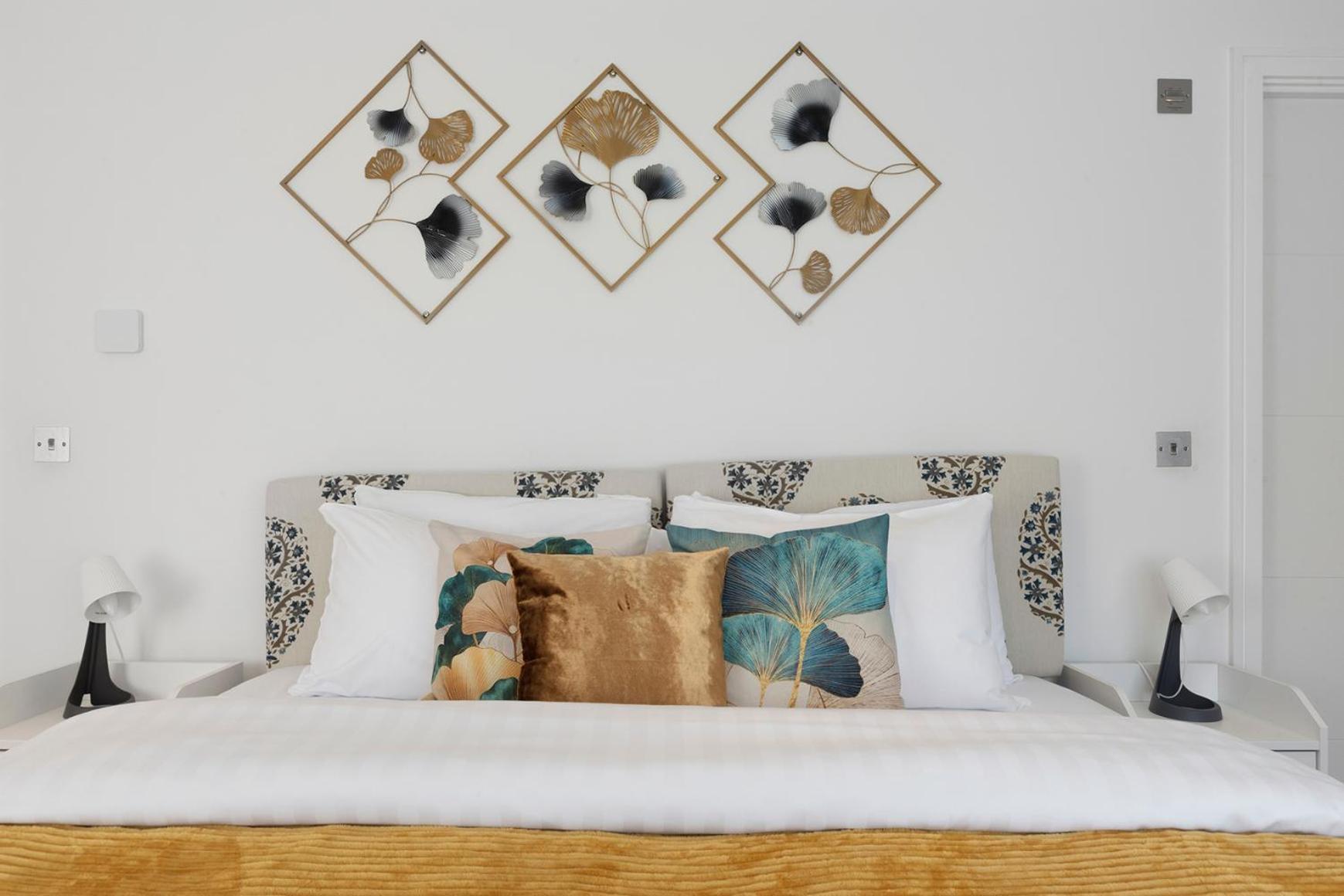 לונדון Hermitage Road Apartment By Morethanstays מראה חיצוני תמונה